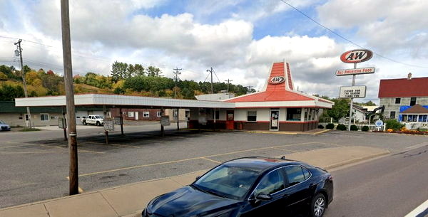 A&W Restaurant - Iron Mountain - 200 E Margaret St
